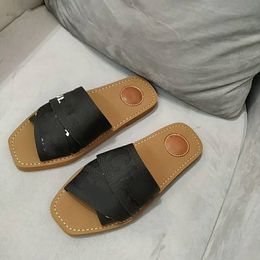 Designer Women Sandals Woody Mules Slippers Letters Fabric Outdoor Lederen Soles Slippers slippers slippers met doos