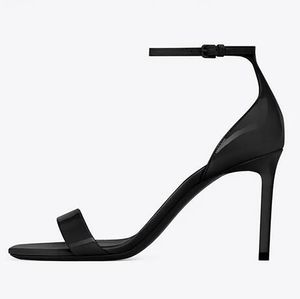 Designer Vrouwen sexy Sandalen Senior Enkelband aan de achterkant van de tas Italië Populair Naakt Zwart Leer Peep Toe Clare Designer Hoge Hakken Sandaal EU35-42