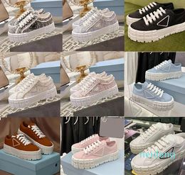 Designer Femmes Chaussures Robe Nylon Casual Chaussures Gabardine Classique Toile Baskets Marque Roue Lady Styliste Formateurs Plateforme De Mode Solide