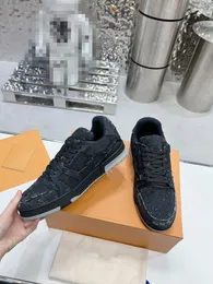 Designer mulheres sapatos homens tênis de grandes dimensões triplo branco preto couro veludo camurça plataforma tênis rendas até apartamentos sapato casual 1227