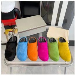 Zapatillas de diseñador para mujer, mulas de pelo de caballo, mocasines con punta redonda, sandalias peludas, chanclas cómodas con plataforma, toboganes de goma