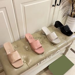 Designer dames slippers dikke rubberen slippers jelly sandalen hoge hakken zomer dikke bodem posper roze strandglaasjes