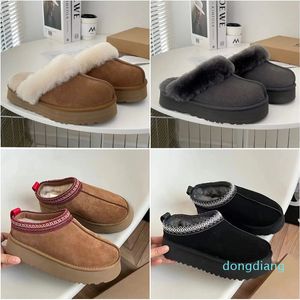 Diseñadores Mujeres zapatillas plataforma Fluffy Wool Sandals UG Famosos zapatos de piel de oveja de piel de oveja real de cuero real Classic casual de talla afuera 40