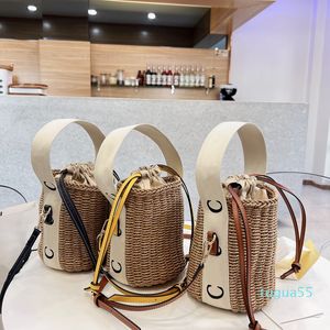 Diseñador Mujeres Bolsas de paja Bolsos Totes Bolsa de hombro Playa Cruz Cuerpo Redondo Monederos de ganchillo Moda