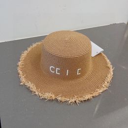 Diseñador Mujeres Sombrero de paja Hombres Carta Sombreros de cubo Playa Hierba Trenza Moda Casual Verano Sombrero para el sol Tejido Gorra de pescador