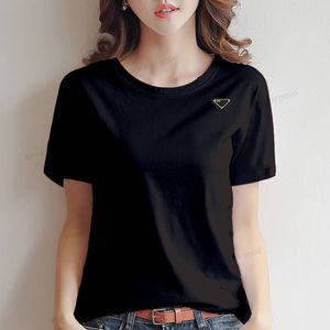 Designer Femmes T-shirt Luxury Brand Clothing Shirts Spray Heart Letter Coton Coton Sleeve Spring Summer Tide Men Femmes Tees