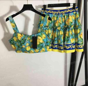 Diseñadores Vestidos de dos piezas Dos piezas Tubo de estampado de limón Licero Lingerie y falda corta de cintura alta 2 piezas de lujo WOM3155210