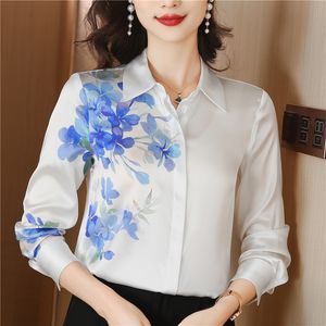 Designer Femmes White Floral Silk Shirt à manches longues Casual Lady Office Bouton Boulanges Blans printemps Automne femme vintage élégant piste de revers doux Tops mignons 2024