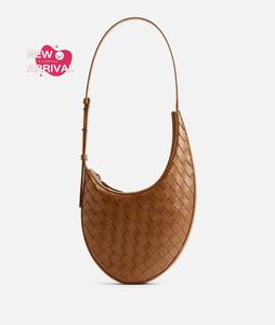Sac pour femmes de la créatrice Small Drop Botegaveneta Small Intrecciato Leather Bag de cuir avec bois de sangle réglable