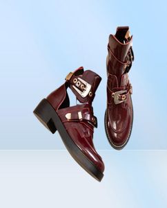 Designer dames coole laarzen 100 cowhide klassieke zwarte luxe enkel metaalleer dik hak mode damess martin boot kleur matc6847957