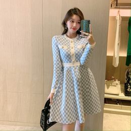 Designer Femmes Robe Automne Vêtements Pull Casual Jupe Longue Vêtements Tricoté A-ligne Jupes Femmes Tricot Plaid Impression Fille Chaud Robes À Manches Longues Taille Asiatique S-L