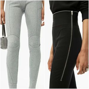 Diseñador para mujer Flare Leggings Fiess Yoga Pantalones elásticos Cintura alta Desnudo Nylon Entrenamiento Deportes Entrenamiento Pantalones Monos Fondos Mamelucos Cinta ajustada