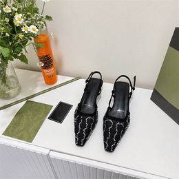 Zapatos de vestir de tacones de diseñador para mujer, zapatos de tacón de gato sexys con malla de diamantes de imitación y punta estrecha, zapatos planos de lona de cuero para boda, sandalias