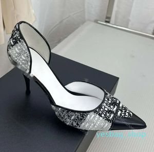 Designer Dames Hakken Jurk Schoenen Carrière Pumps Klassieke Letter Gesp Holle 7cm Hoge Hakken Leer Sexy Puntige Bruiloft Avond Schoen