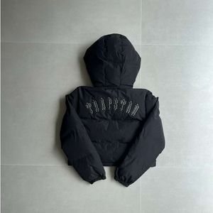 Vestes de créateurs pour femmes, manteau londonien Trapstar Winterjacke, doudoune brodée 2024