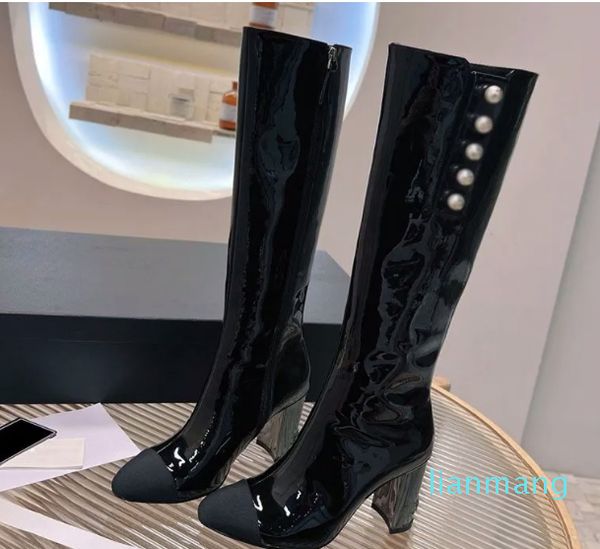 Bottines de créateurs pour femmes, bottes classiques vernies en cuir de veau véritable, talons épais avec fermeture éclair, fausses perles, bottes imperméables Chelsea Knight, bottines décontractées