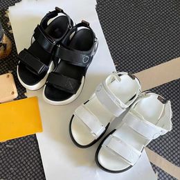Designer Femmes Luxe Archlight Sports Sandales L Familys Classique Cuir Mode Lettre Stud Pantoufles Ladys Couvert Toe Technologie Grille Tissu Sandale Taille 40 03
