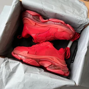 Designer femmes hommes triple s sneaker plate-forme chaussures de luxe semelle claire en noir blanc rouge gris rose vert bleu orange Oreo Athleisure fash