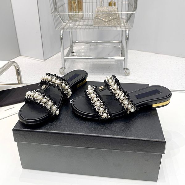 Designer Womens Slippers Sandals Plat SheepSkin Pearl Rignestones Boucle Princesse Chaussures Balle