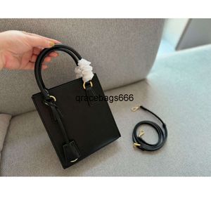 Designer Dames Tote Bag Leather Mini Handtassen 2070 Gecombineerd met schouderbanden Crossbody -portemonnee