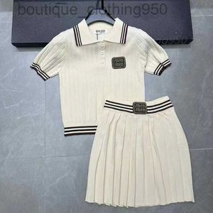 Designer tweedelige damesjurk Luxe miui damesjurk gebreide set gestreept casual korte mouwen rokken tops outfits ontwerpers polo gebreide jurken sets