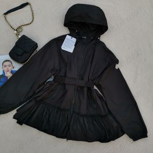 Designer Dames UV-zonbeschermende kleding Ademende jas Borduurwerk Brief Dunne jassen Blouse met lange mouwen Zwart Wit overhemd SML