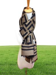 Écharpes en laine de créateur Top Super Pure Mens Scarf Femmes Softs Advanced Fabrics Luxury Grid Style Long Imprimé SHAWL TIME 30180CM1656127