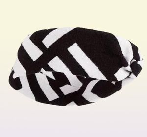 Designer Wol Tulband Sport Yoga Winter Hoofdbanden Haarbanden Voor Vrouwen Klassieke Stijl Oor Warmer Headwrap Hoofdband Haaraccessoires6302123