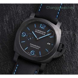 Chiffle de bracelet de concepteur Luxury Wristwatch Luxury Watch Automatic Watcha Complete Set de 44 mm Pererei Luminouse Composite Fiber en fibre de carbone mécanicyoki35rt