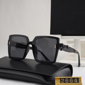 Diseñador y gafas de sol para mujeres anteojos para hombres lente de PC marco completo UV400 Sol