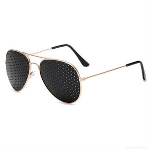 Diseñador 1 unids Anti-miopía Pin Hole Gafas Pinhole Gafas de sol Ejercicio ocular Vista Mejorar la curación natural Cuidado de la visión Anteojos YRSV