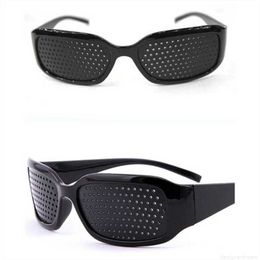 Diseñador Astigmatismo Gafas Gafas Antifatiga Estenopeica Corrección de la visión Mejora Gafas de sol PC Teléfono Portátil Protección para los ojos Unisex RGZ5