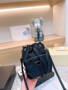 Designerbag design de luxe Vintage seau bagShoulder Bags couleur sac à main femmes mode style rétro une épaule crossbody sacs imprimés