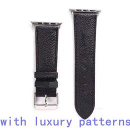Designer Designer Fashion Straps Bracelets de montre Bande de montre 41mm 42mm 38mm 40mm 44mm 45mm iwatch 2 3 4 5 6 bandes Bracelet en cuir Bracelet designer06UO06UO