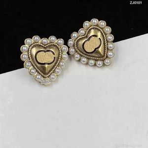 DesignerExquisite Pearl Heart Earring Studs Luxury Designer Charm Boucles d'oreilles aretes pour femmes Lady Brand Ear Stud Party Wedding Jewelry Love for heart {category}