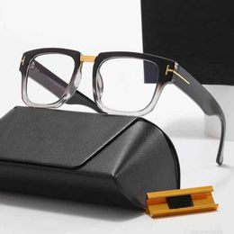 Designer Fashion Lunettes de lecture Tom Designer Lunettes de vue Lunettes de prescription Designer Optics Cadres Objectif configurable Lunettes de soleil de designer pour hommes Lunettes de soleil pour dames CA