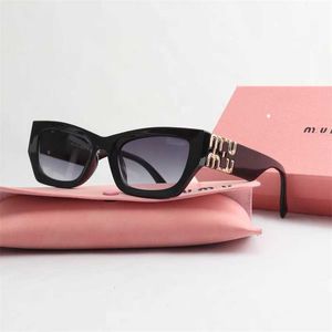 Designer Miu Lunettes de soleil Lunettes de mode Cadre ovale Designer Sunglass Femmes Antiradiation UV400 Verres polarisés Hommes Lunettes rétro avec boîte d'origine AAA Cate