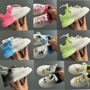 Plataforma de diseñador Zapatos para correr para niños Escuela primaria Cuero de dibujos animados Niños grandes Niñas Zapatillas de deporte Zapatos deportivos al aire libre Niño niño niña Entrenadores