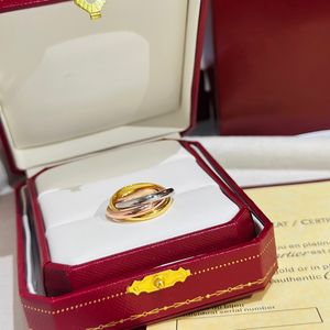 Ontwerpers 18K GOUD TRIPLE RING Mode Dames sieraden Titanium roestvrijstalen luxe Diamant zilveren ringen Designer paar sieraden simpel feestje verjaardag goed leuk