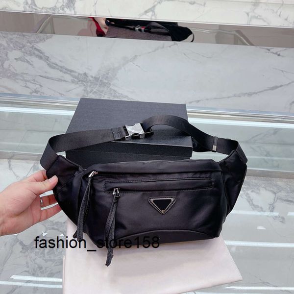 Diseñadores Bolsa Fanny Pack Hombres Mujeres Cintura Bolsas de moda Bumbag Mujeres de lujo Bumbags Color sólido Diseño Movimiento Moda Monedero Temperamento Cinturón Bolsa Ocio Cartera S926