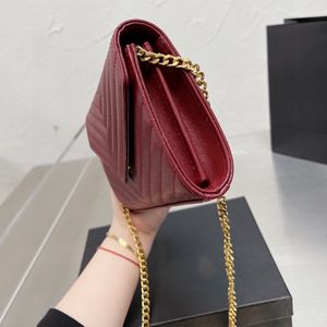 Ontwerpers Tassen Luxurys Women Handtassen Schoudertas vierkante ketting Materiaal Materiaal Leer Crossbody Tas Charm Handtas Atmosferische veelzijdige portemonnee Factory Store Go