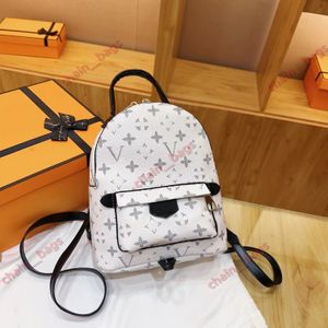 bolso de diseñador Nueva llegada de alta calidad PU Mochila de cuero Bolsa Mochilas de mujer Mochilas de diseñador Bolsas Moda Casual Mujer Mochila pequeña Estilo