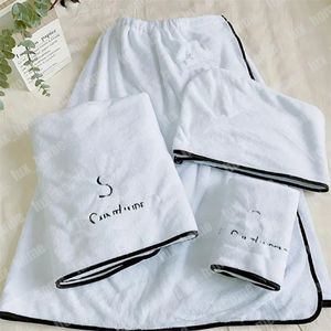 Designers serviette de bain serviette velours blanc ensemble de serviettes de velours coralliennes lavage de luxe Absorbant absorbant women lavage de lavage serviette 2 pièces ensembles