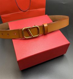 Designer Cintura Donna Cinture di lusso in vera pelle per uomo Cintura donna Moda classica Grande lettera Fibbia in oro Cintura alta Quali5735705