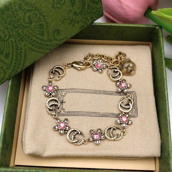 Bracelet designers pour femmes Bracelet de fleurs roses de luxe Bracelet tendance élégante bijoux de fête simple cadeau en gros anniversaire bon