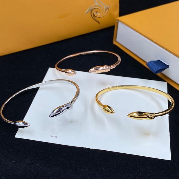 Designers Bracelets Mode Poignets Pour Femmes Charme Amour Bracelet À La Mode Élégant Simple Manchette Partie De Luxe Bijoux Hommes Cadeau En Gros Cadeau Nouveau