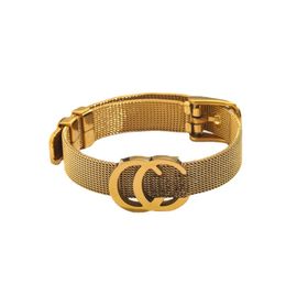 Designers Bracelets Mens Brangle Luxury Designer Wristband Letter Bijoux Wispy Bracelet plaqué en acier inoxydable Amour Gift Bangles7811526