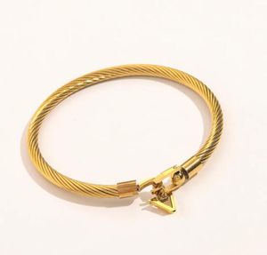 Ontwerpers Armbanden Vrouwen Bangle Luxe Groene Rode Letter Piekerige Armband Sieraden Verguld Roestvrij staal Liefdescadeau Armbanden Heren buiten romantiek armband