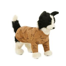 Designers Marque Vêtements De Chien Costume Pet Brown Chandails Chien Lettres Complètes Classique D'hiver Manteau De Chien De Haute Qualité Chiens Manteau Pull