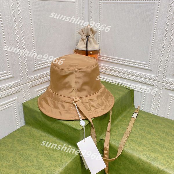 Designers Hat Hat Fashion Classic Fisherman Chapeaux peut être porté des deux côtés pour les hommes et les femmes.C'est super de correspondre à un groupe rétractable pour l'ombrage très bien